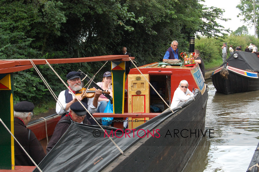 Braunston rally 2014 (96) 
 Please enjoy our album of photos from the Braunston Historic Narrowboat Rally and Canal Festival over the weekend of June 28-29, 2014. The annual event at Braunston Marina was preceded by a Centennial Tribute to the Fallen of Braunston in the First World War which took place at Braunston War Memorial and was led by the Rev Sarah Brown with readings by Timothy West and Prunella Scales. Visitors to the rally also included Canal & River Trust chairman Tony Hales on Saturday and chief executive Richard Parry on Sunday. 
 Keywords: 2014, Braunston Rally, June, Mortons Archive, Mortons Media Group Ltd, Towpath Talk