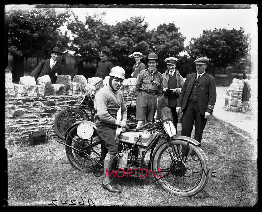A6242 
 TT Junior/Lightweight 1926. 
 Keywords: 1926, a6242, glass plate, isle of mann, junior, lightweight, Mortons Archive, Mortons Media Group Ltd, Straight from the plate, the classic motorcycle