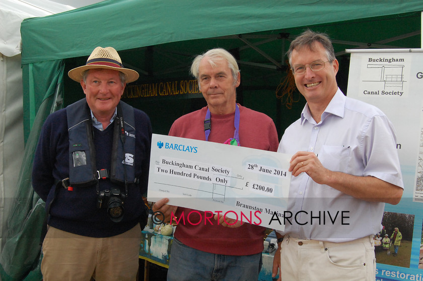 Braunston rally 2014 (132) 
 Please enjoy our album of photos from the Braunston Historic Narrowboat Rally and Canal Festival over the weekend of June 28-29, 2014. The annual event at Braunston Marina was preceded by a Centennial Tribute to the Fallen of Braunston in the First World War which took place at Braunston War Memorial and was led by the Rev Sarah Brown with readings by Timothy West and Prunella Scales. Visitors to the rally also included Canal & River Trust chairman Tony Hales on Saturday and chief executive Richard Parry on Sunday. 
 Keywords: 2014, Braunston Rally, June, Mortons Archive, Mortons Media Group Ltd, Towpath Talk